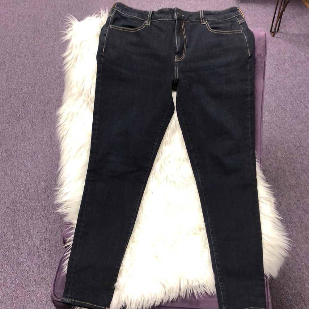 American Eagle Super Stretch Skinny Jeans Size 12R
